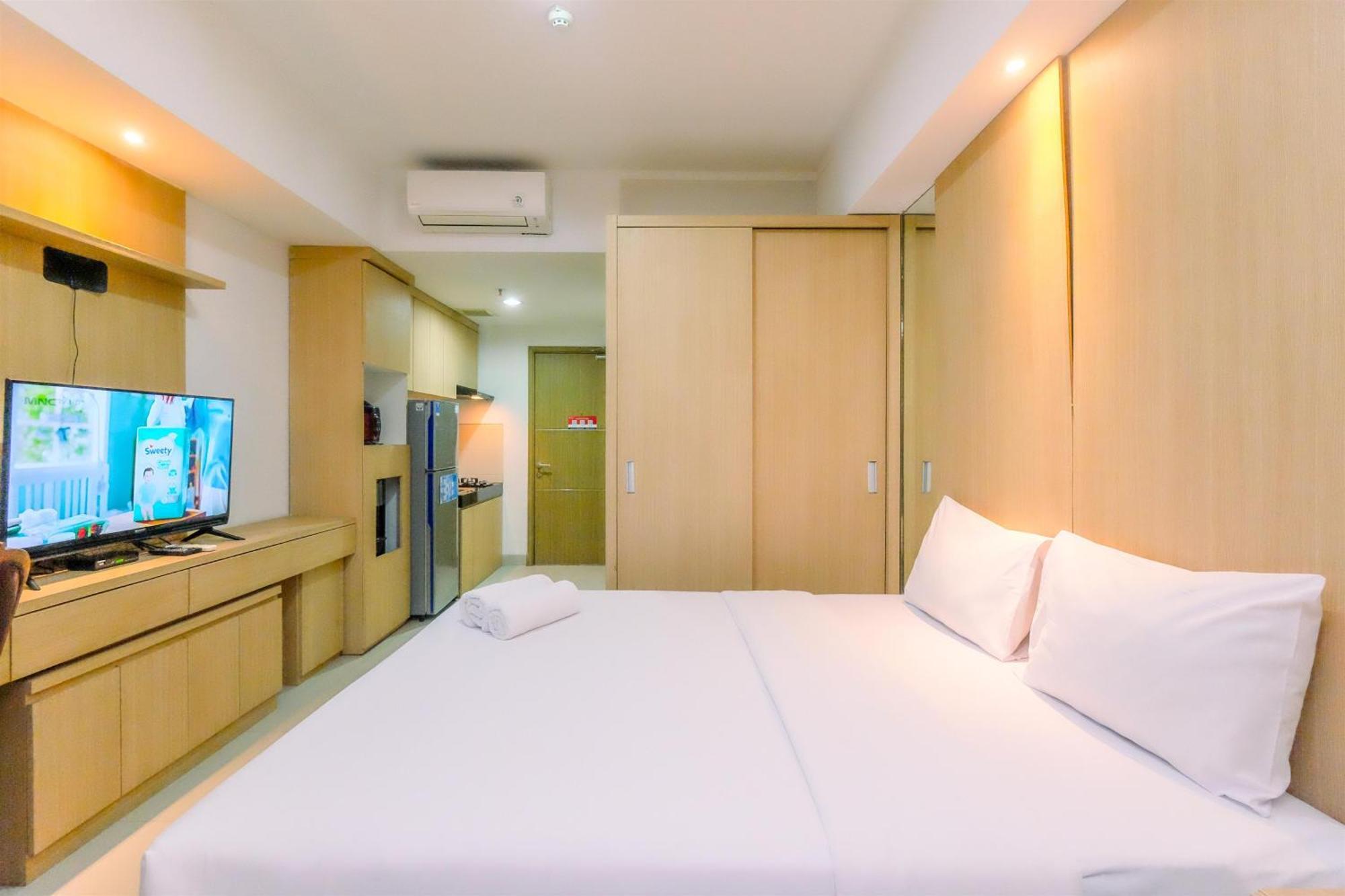 Best Deal And Cozy Studio Oasis Cikarang Apartment By Travelio Ngoại thất bức ảnh